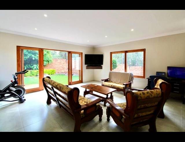 4 BEDROOM HOUSE FOR SALE IN DIE HEUWEL